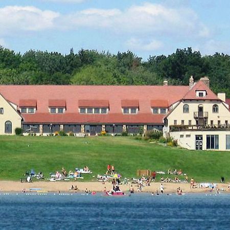 Potawatomi Inn & Cabins Angola Exterior photo