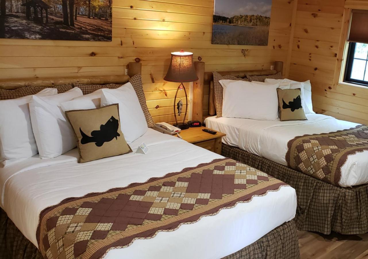 Potawatomi Inn & Cabins Angola Room photo